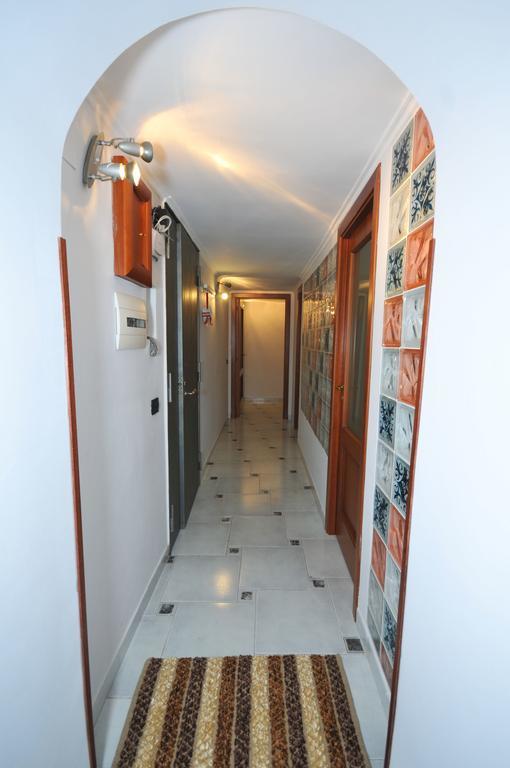 Welcome House Наполи Екстериор снимка